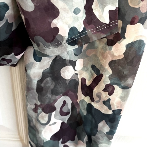 Spanx NWOT Crop Leggings Medium - Picture 3 of 5